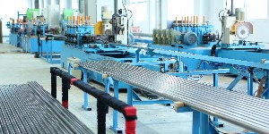 永堅不銹鋼制管生產(chǎn)線